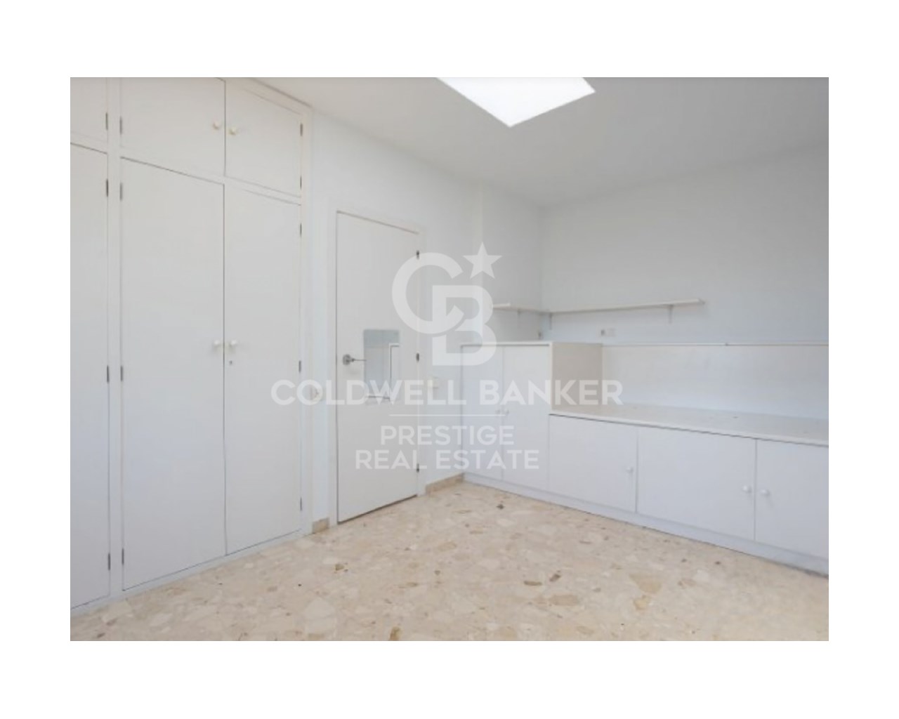 Barcelona, Esplugues de Llobregat, La Miranda - Ci, Esplugues de Llobregat, Catalonia, ES, 10 Bedrooms Bedrooms, ,6 BathroomsBathrooms,Residential,For Sale,Barcelona, Esplugues de Llobregat, La Miranda - Ci,1536500