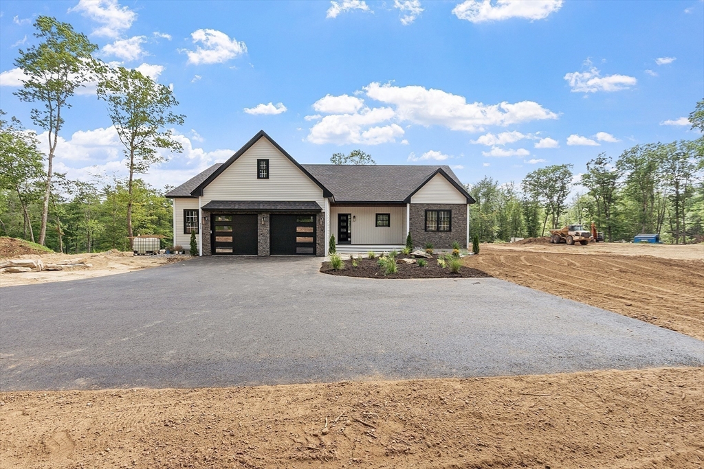 Phillipston, Massachusetts, 01331, United States, 3 Bedrooms Bedrooms, ,2 BathroomsBathrooms,Residential,For Sale,1901312