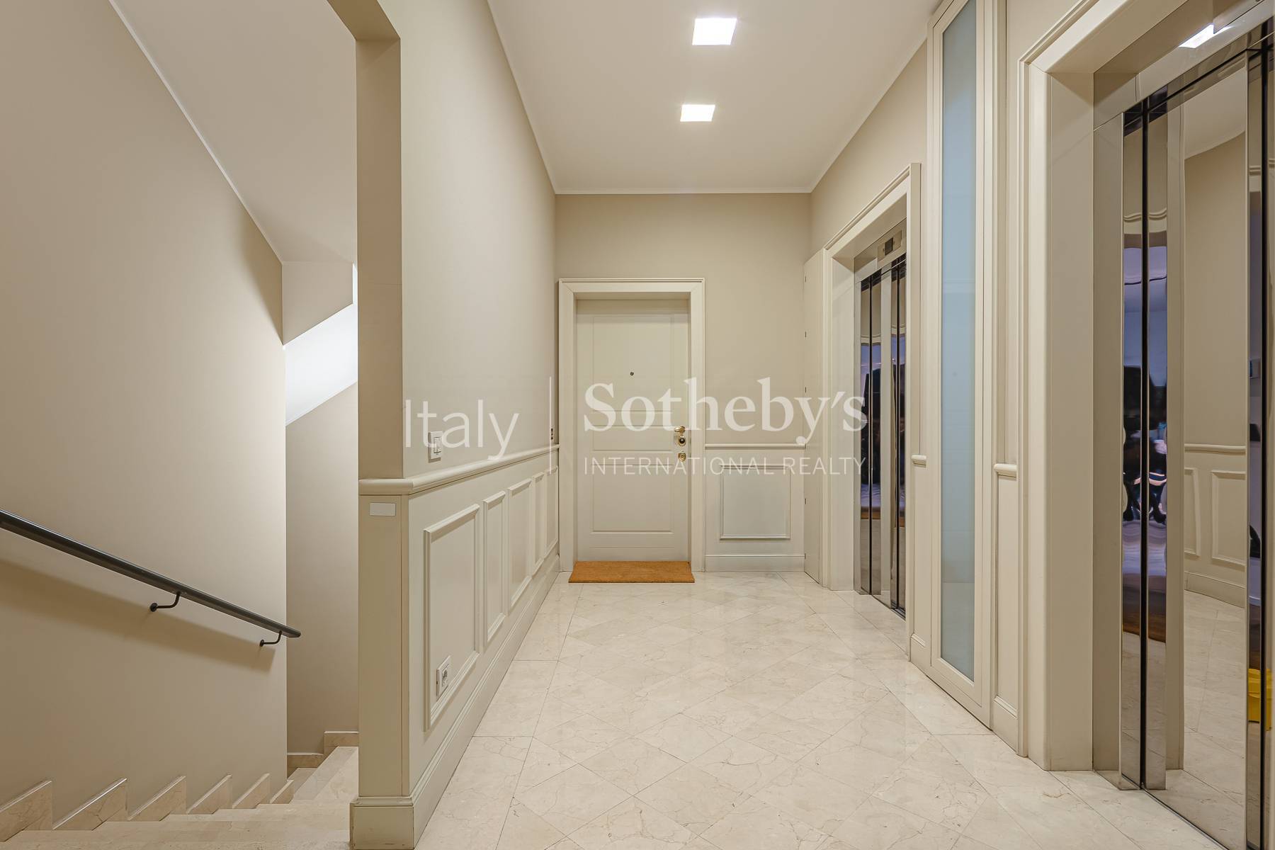  Furnished penthouse with terrace and pool in Brera district - 物件實景