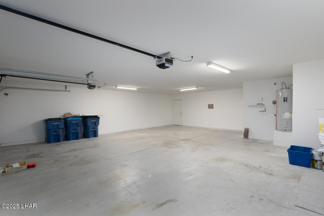 Lake Havasu City, Arizona, 86404, United States, 3 Bedrooms Bedrooms, ,1 BathroomBathrooms,Residential,For Sale,1987502