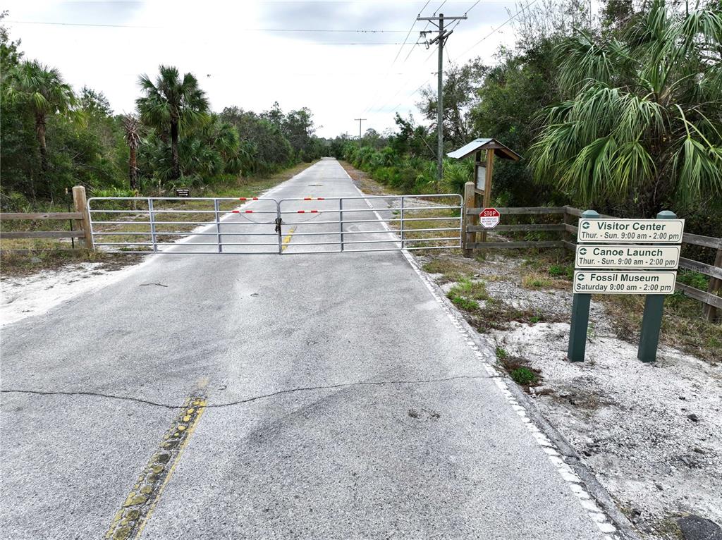 Ruskin, Florida, 33570, United States, ,Land,For Sale,1949764