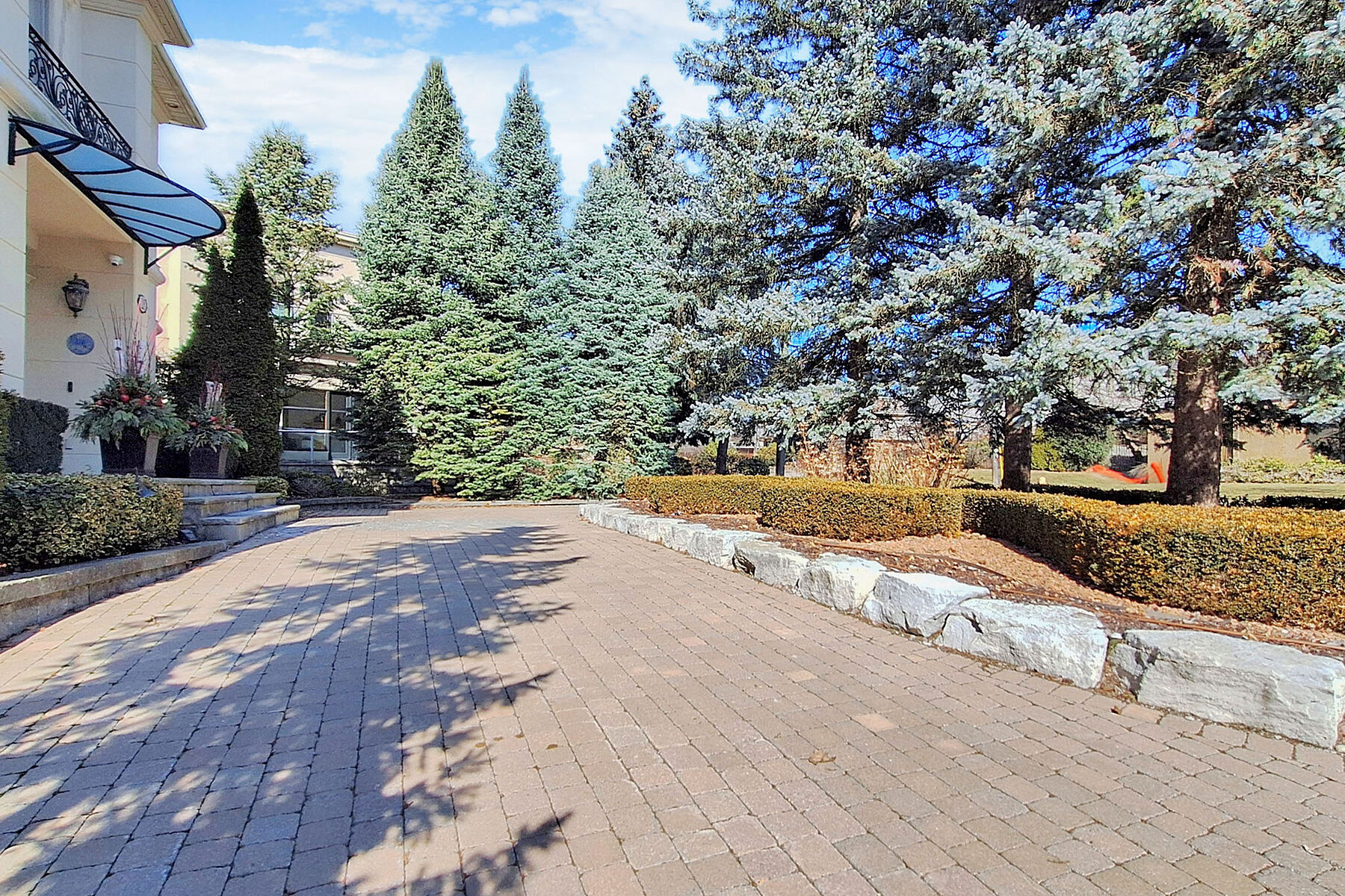  Bridle Path Ravine Mansion - 物件實景