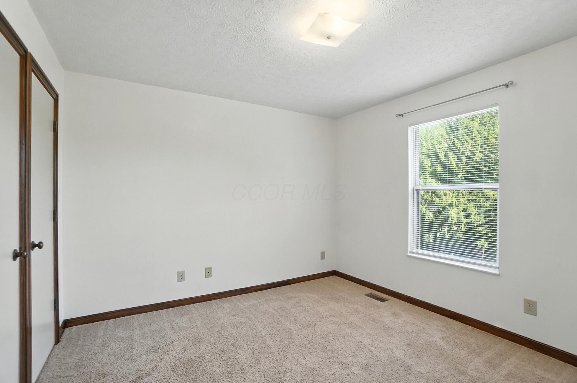 Dublin, Ohio, 43016, United States, 4 Bedrooms Bedrooms, ,3 BathroomsBathrooms,Residential,For Sale,1940366