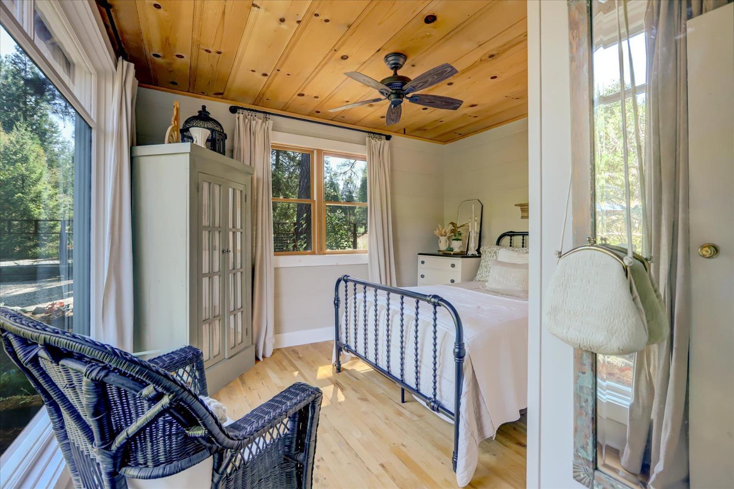 Nevada City, California, 95959, United States, 2 Bedrooms Bedrooms, ,1 BathroomBathrooms,Residential,For Sale,1982930