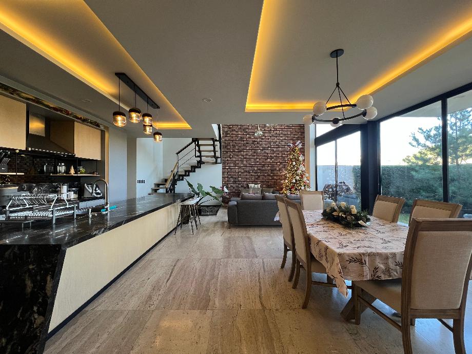 blvd bellavista, Atizapán de Zaragoza, Estado de méxico, 52994, Mexico, 3 Bedrooms Bedrooms, ,4 BathroomsBathrooms,Residential,For Sale,blvd bellavista,1672007