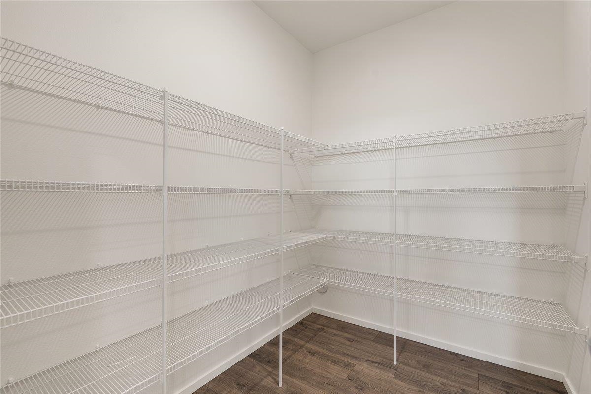 Deer Park, Washington, 99006, United States, 5 Bedrooms Bedrooms, ,2 BathroomsBathrooms,Residential,For Sale,1956687