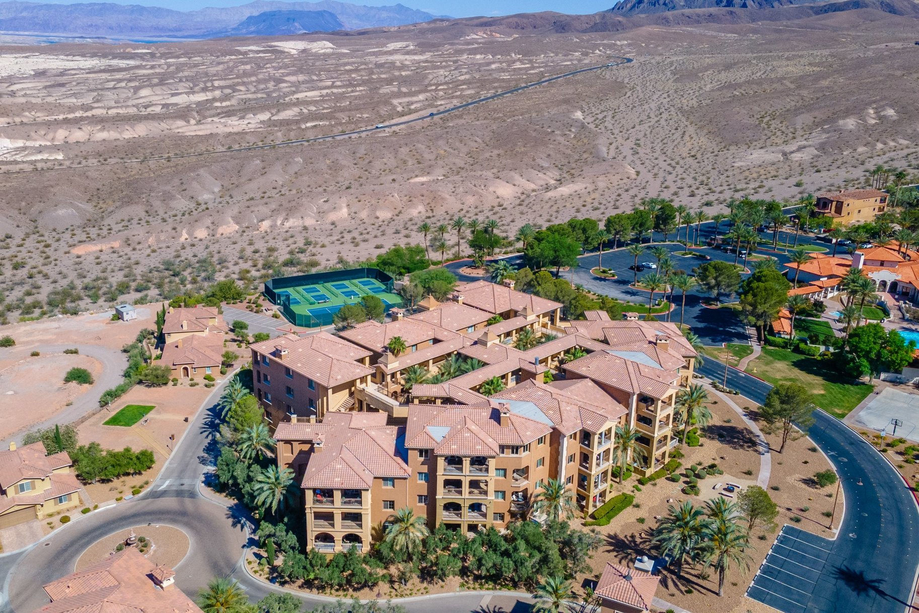  Lake Las Vegas Furnished 3 Beds, 3 Bath With Den Penthouse & Lake Views - 物件實景