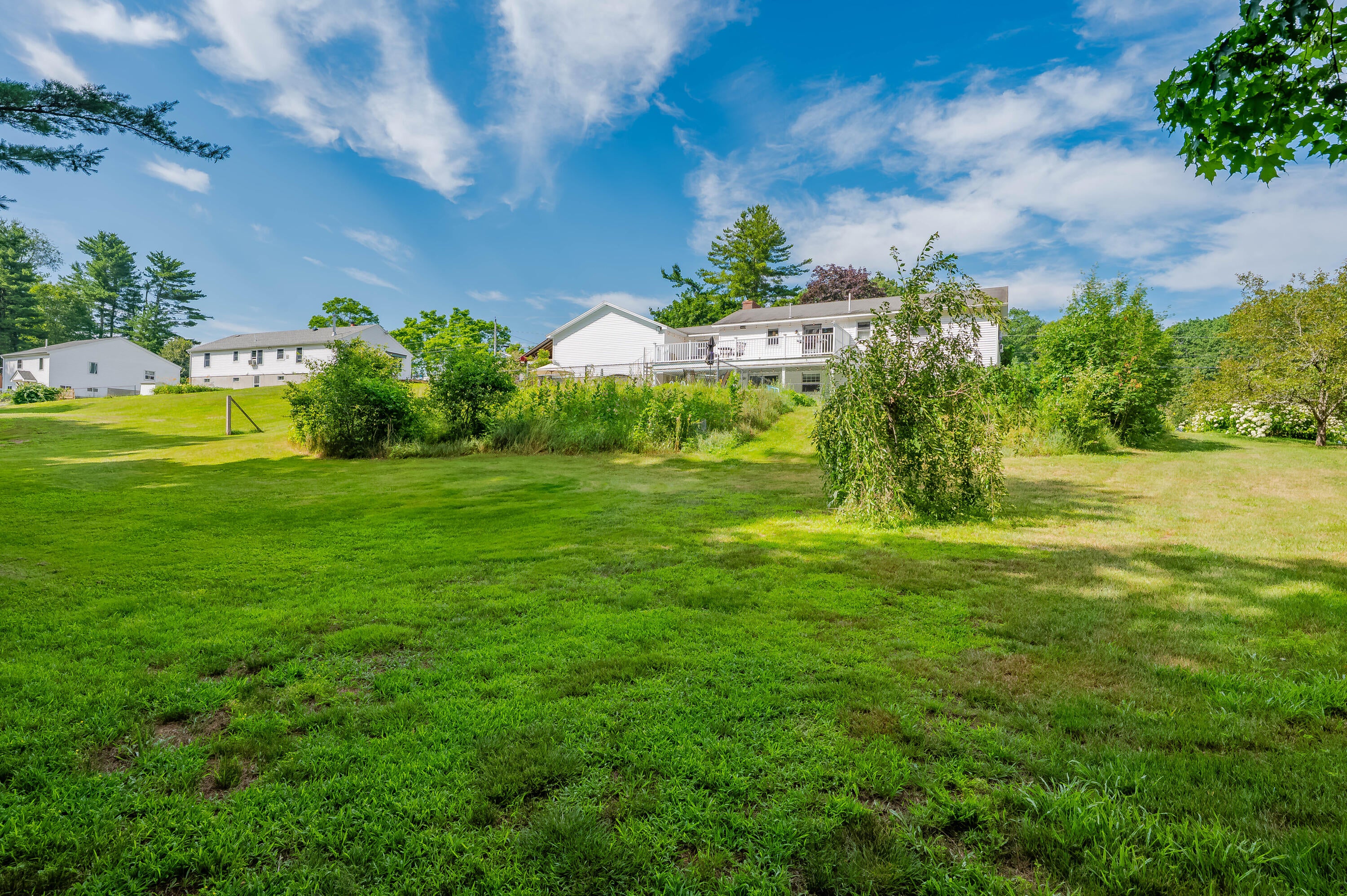 Eliot, Maine, 03903, United States, 2 Bedrooms Bedrooms, ,1 BathroomBathrooms,Residential,For Sale,1887837