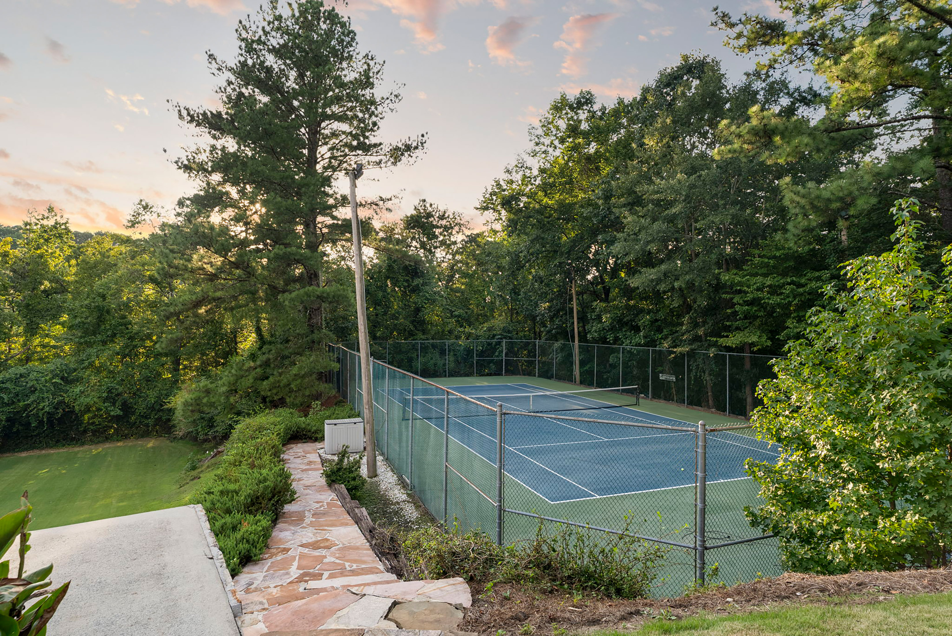  Remarkable Spanish-style Estate on 3.8+/- Private Acres - 物件實景