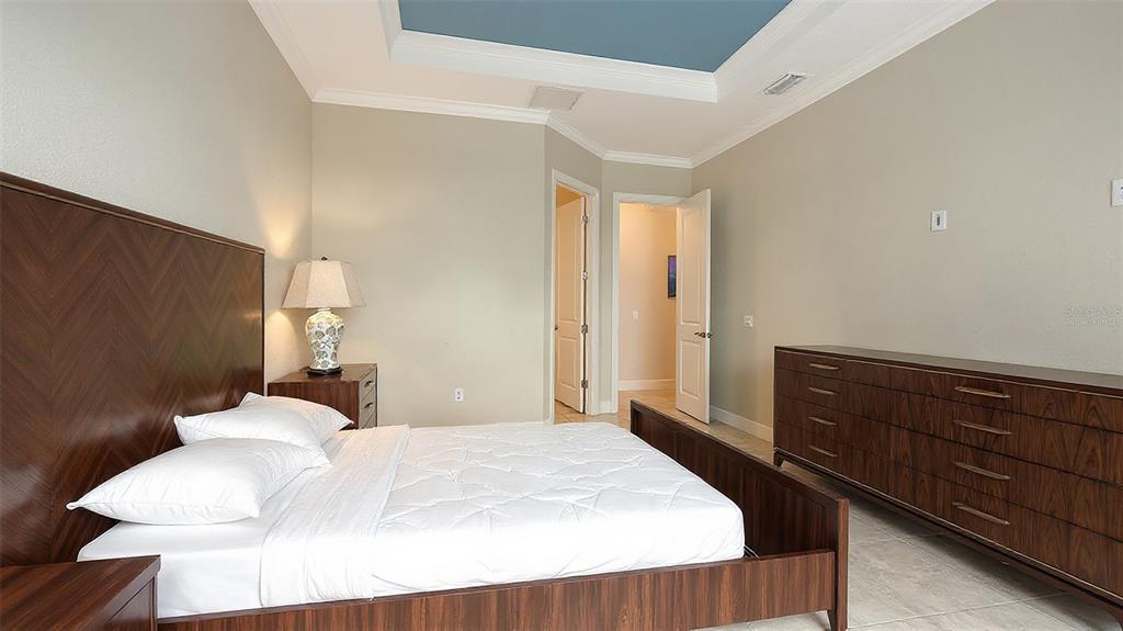 Sarasota, Florida, 34231, United States, 2 Bedrooms Bedrooms, ,3 BathroomsBathrooms,Residential,For Sale,2002128