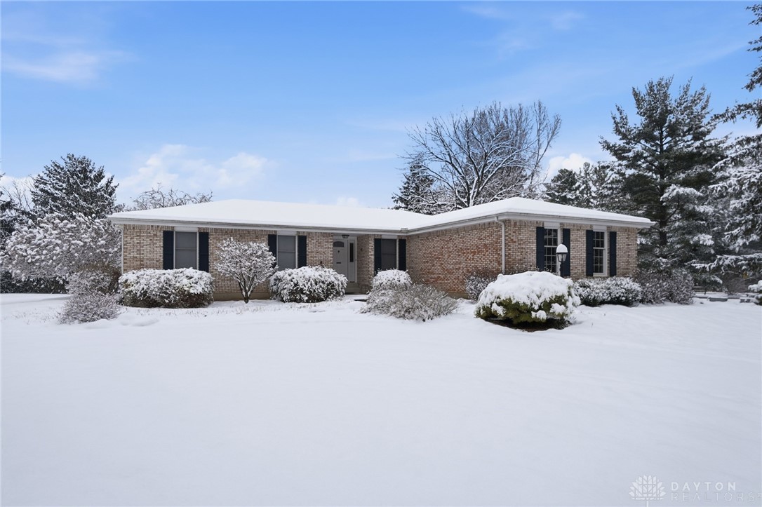 Bellbrook, Ohio, 45305, United States, 3 Bedrooms Bedrooms, ,2 BathroomsBathrooms,Residential,For Sale,2001982