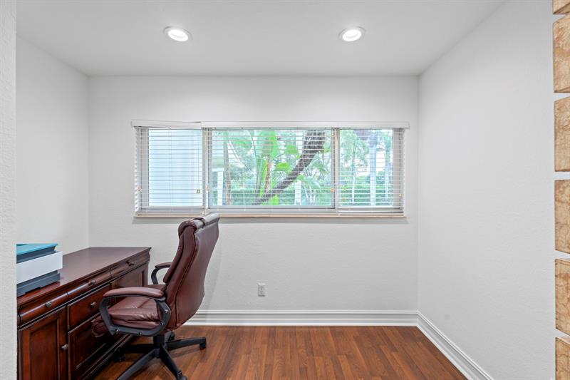 Parkland, Florida, 33067, United States, 5 Bedrooms Bedrooms, ,4 BathroomsBathrooms,Residential,For Sale,1990344