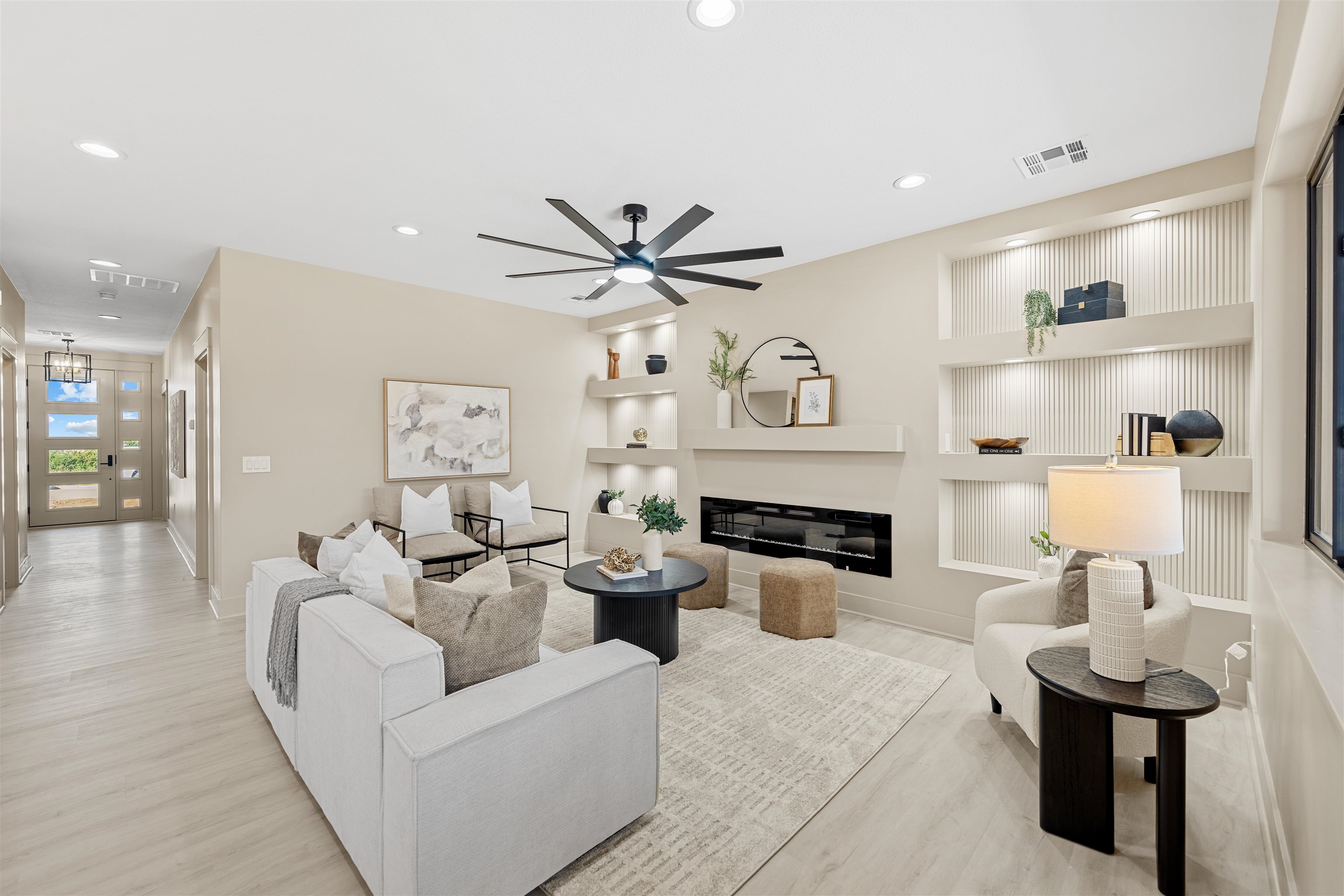 Salina, Kansas, 67401, United States, 3 Bedrooms Bedrooms, ,3 BathroomsBathrooms,Residential,For Sale,1956761