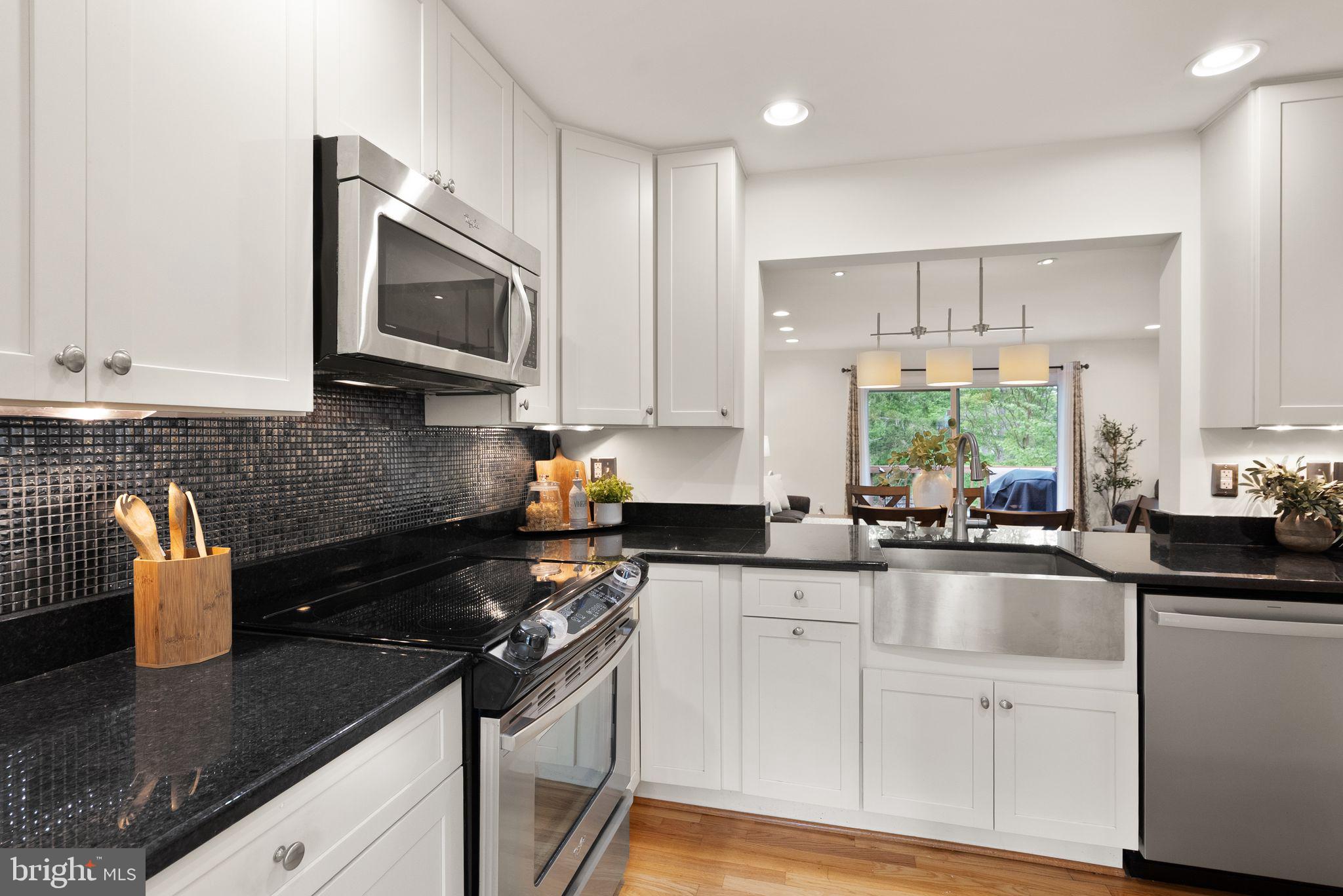 Springfield, Virginia, 22153, United States, 3 Bedrooms Bedrooms, ,3 BathroomsBathrooms,Residential,For Sale,1944963