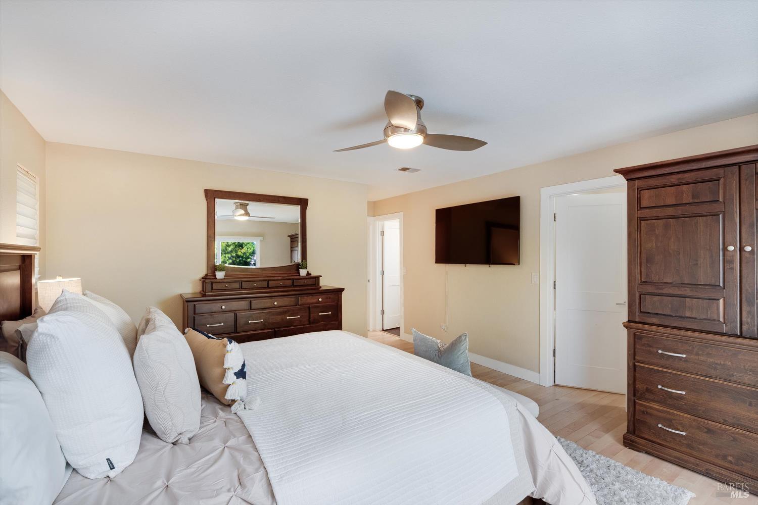 Napa, California, 94559, United States, 3 Bedrooms Bedrooms, ,2 BathroomsBathrooms,Residential,For Sale,2000781