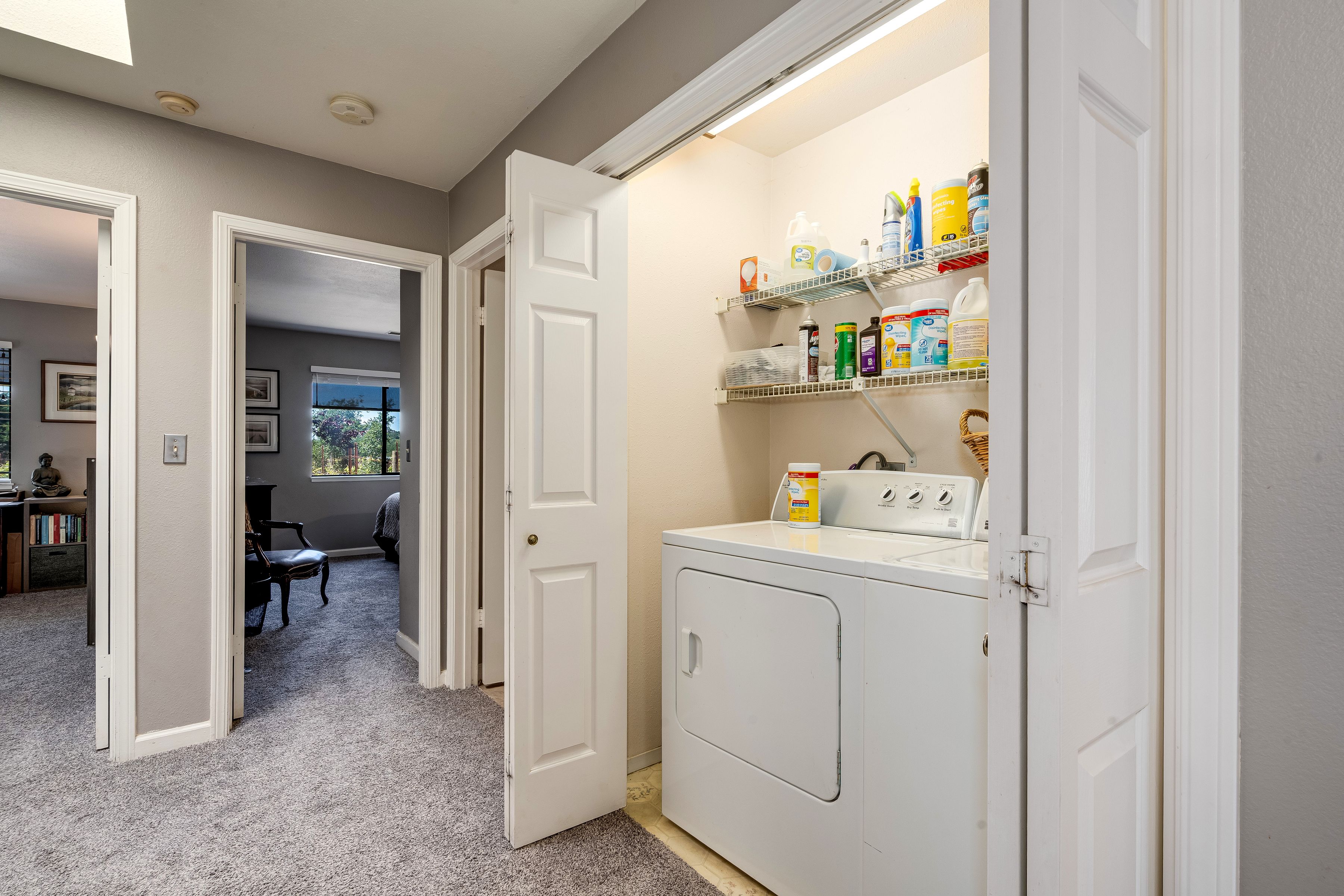  1040 Mount George Avenue - 物件實景