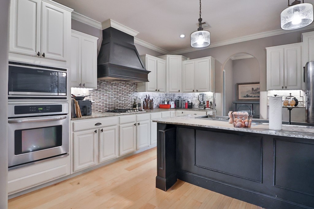 Lexington, Texas, 78947, United States, 4 Bedrooms Bedrooms, ,3 BathroomsBathrooms,Residential,For Sale,2002200