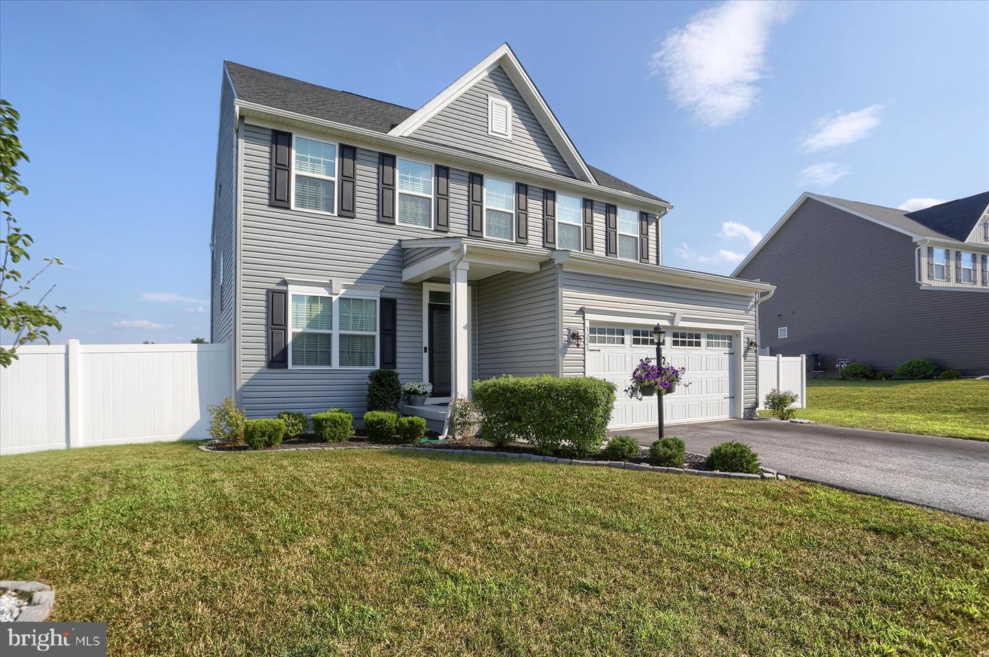 Harrisburg, Pennsylvania, 17110, United States, 4 Bedrooms Bedrooms, ,4 BathroomsBathrooms,Residential,For Sale,1885395