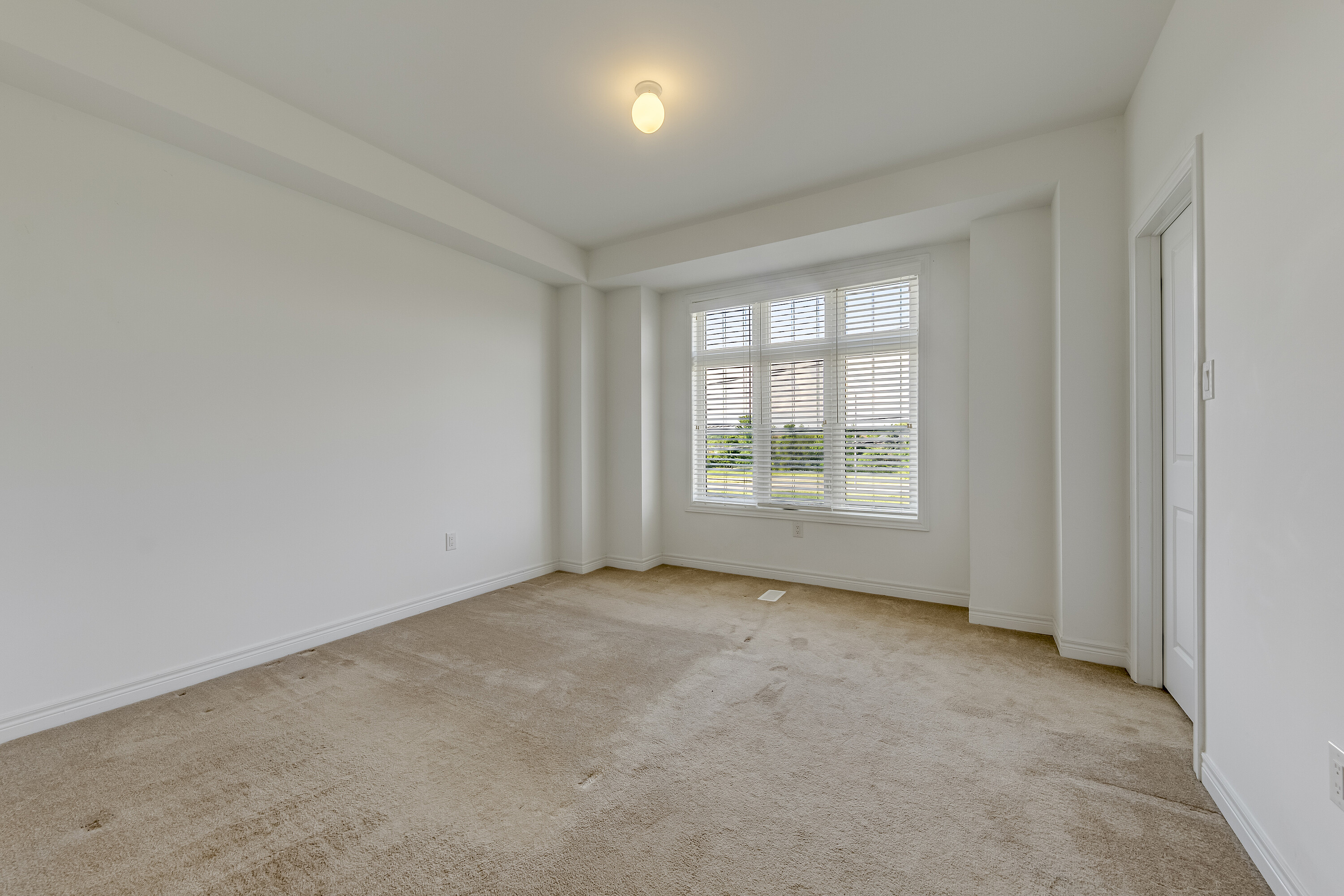  Modern 3-Storey Townhome - 物件實景