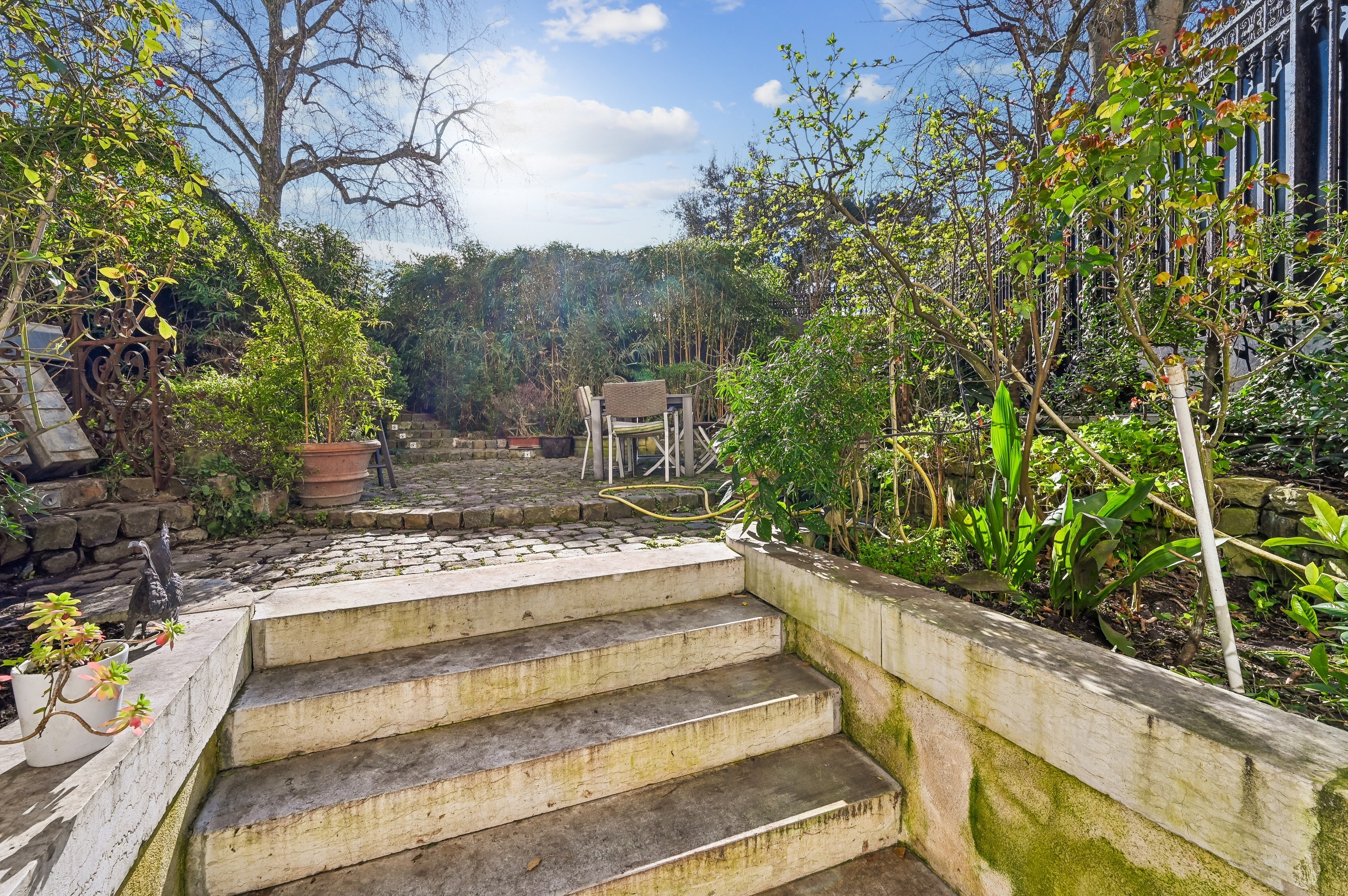  Avenue Foch — Exceptional Duplex Designed by Pierre Yovanovitch with Landscaped… - 物件實景