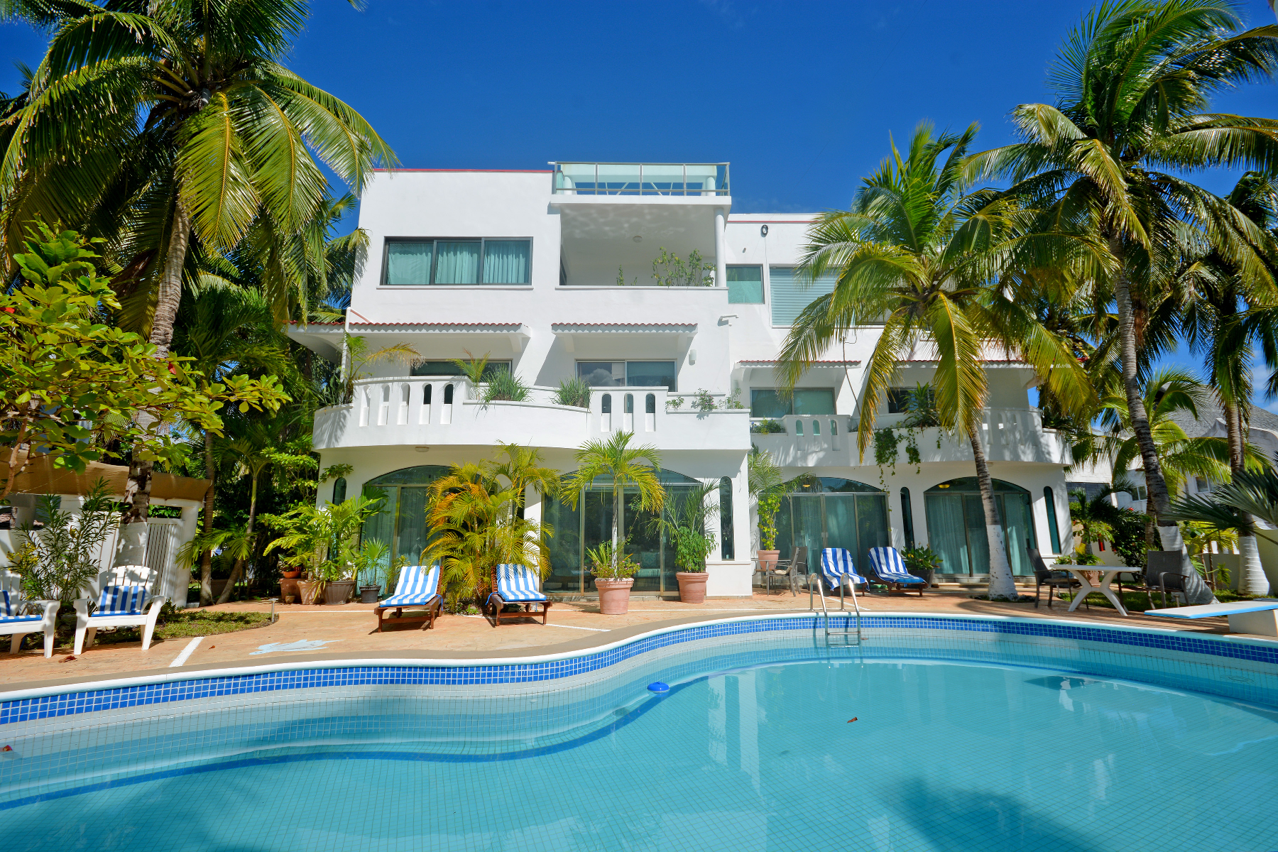  DUPLEX 8 BEDROOM HOME NEAR THE BEACH - 物件實景