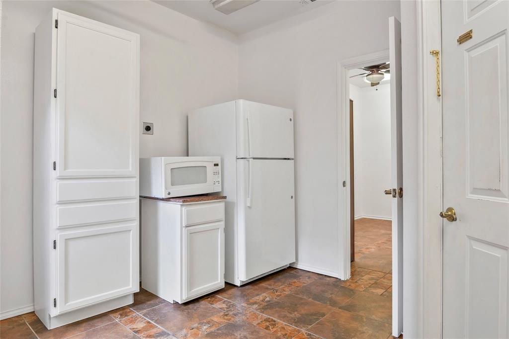 Midlothian, Texas, 76065, United States, 5 Bedrooms Bedrooms, ,4 BathroomsBathrooms,Residential,For Sale,1810593