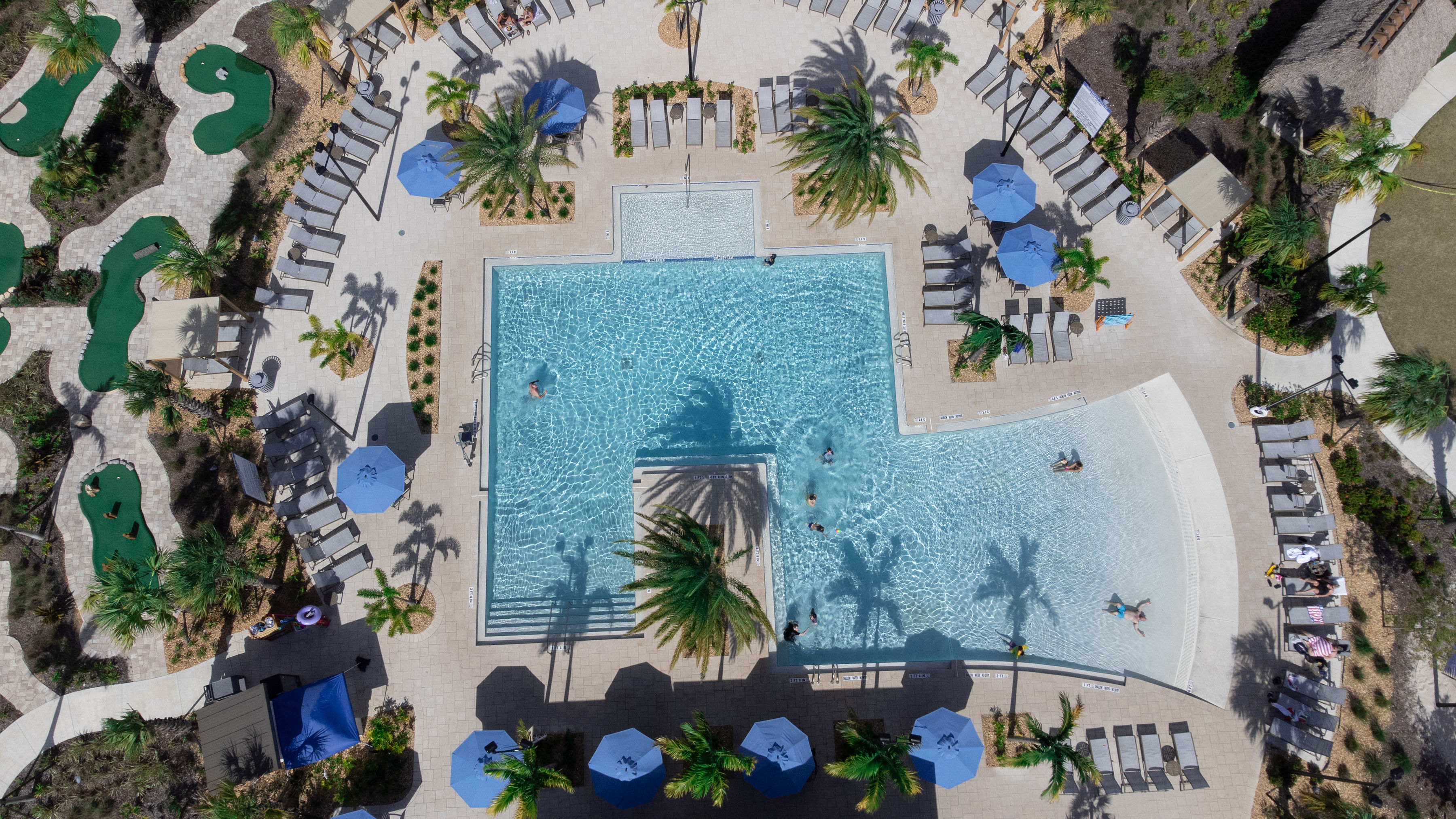 Davenport, Florida, 33896, United States, 6 Bedrooms Bedrooms, ,5 BathroomsBathrooms,Residential,For Sale,1805891