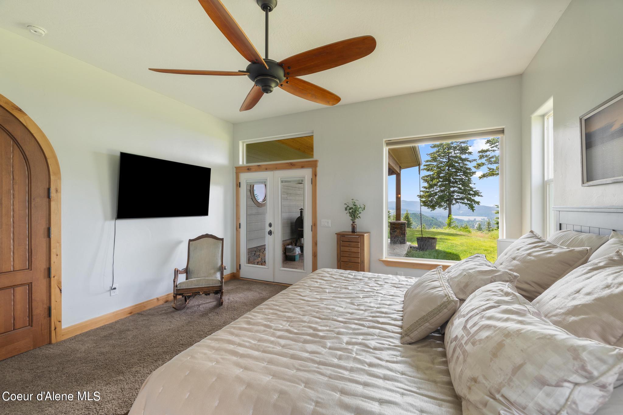 Coeur D'alene, Idaho, 83814, United States, 4 Bedrooms Bedrooms, ,3 BathroomsBathrooms,Residential,For Sale,1795061