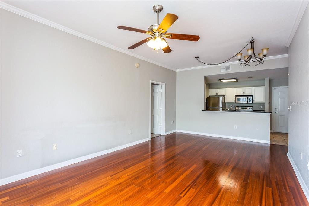 Tampa, Florida, 33602, United States, 2 Bedrooms Bedrooms, ,2 BathroomsBathrooms,Residential,For Sale,1901448