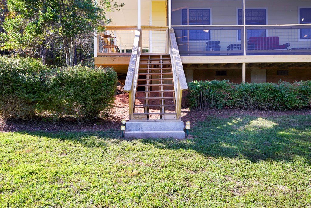 Hiawassee, Georgia, 30546, United States, 2 Bedrooms Bedrooms, ,3 BathroomsBathrooms,Residential,For Sale,1979579