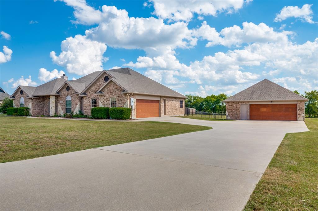 Dish, Texas, 76247, United States, 4 Bedrooms Bedrooms, ,4 BathroomsBathrooms,Residential,For Sale,1940436