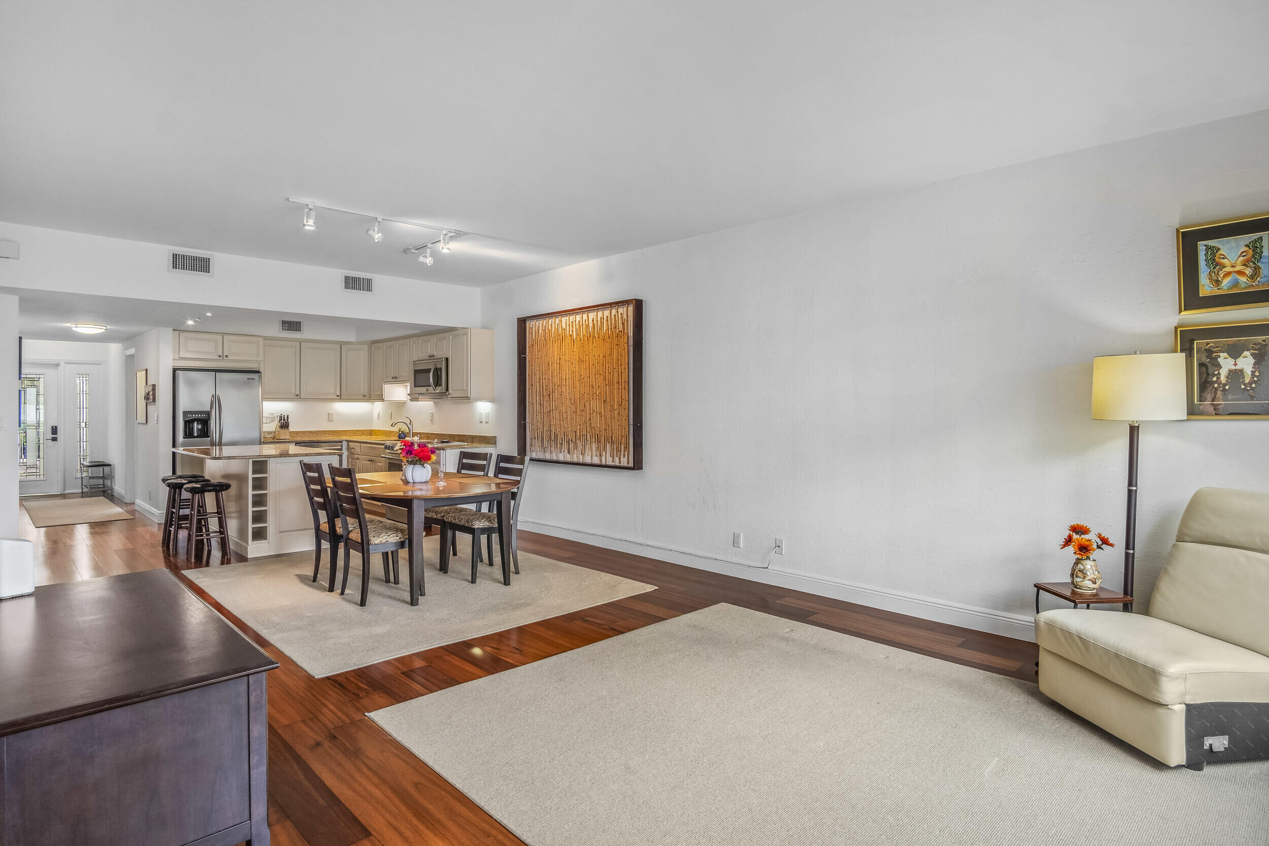 Delray Beach, Florida, 33445, United States, 2 Bedrooms Bedrooms, ,2 BathroomsBathrooms,Residential,For Sale,1934680