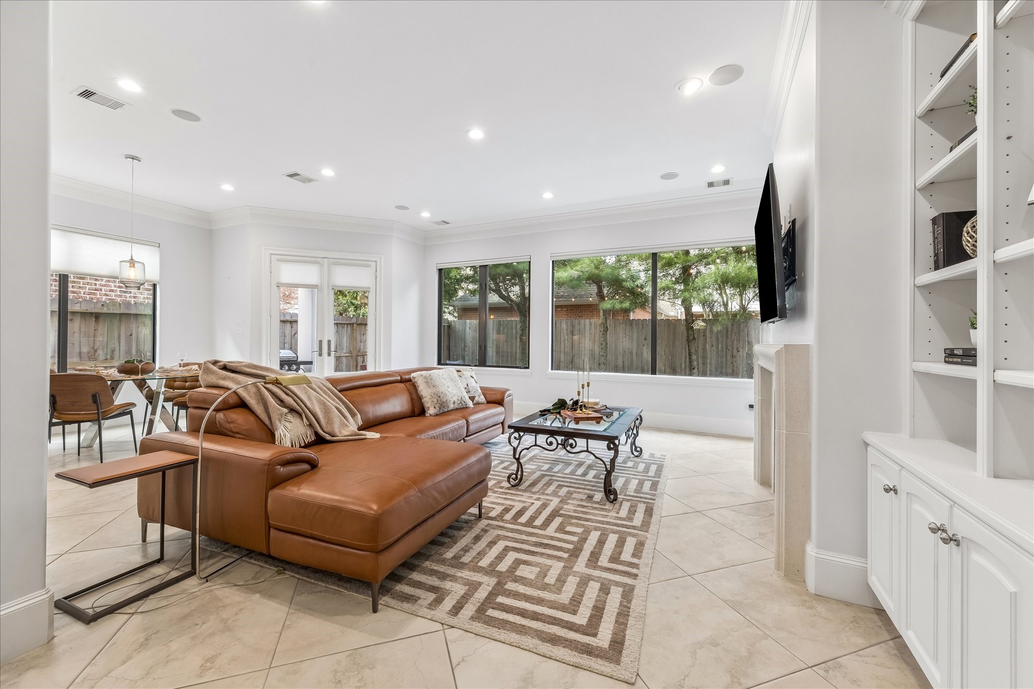  4022 Coleridge Street - 物件實景