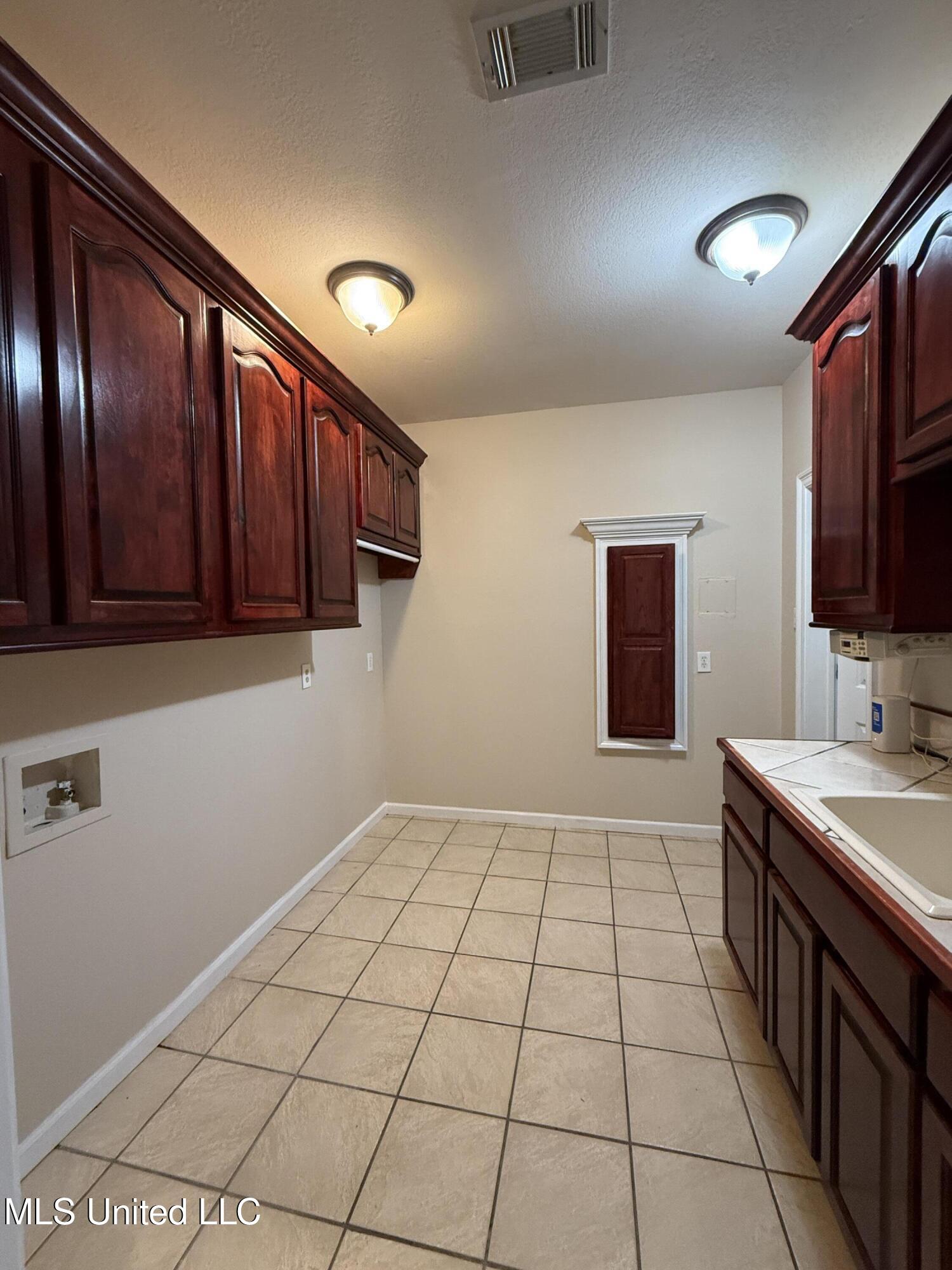 Saucier, Mississippi, 39574, United States, 4 Bedrooms Bedrooms, ,3 BathroomsBathrooms,Residential,For Sale,1927424