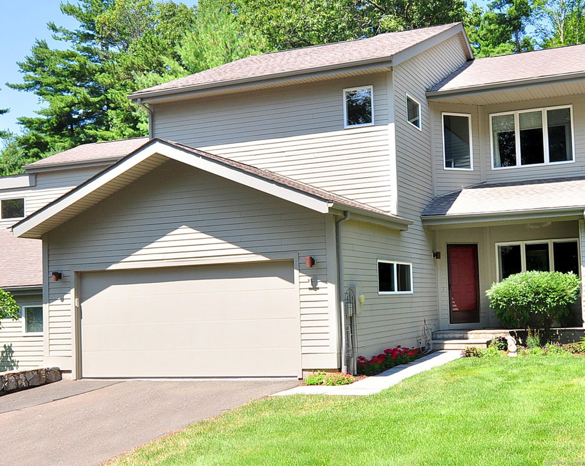 Avon, Connecticut, 06001, United States, 2 Bedrooms Bedrooms, ,4 BathroomsBathrooms,Residential,For Sale,1910555