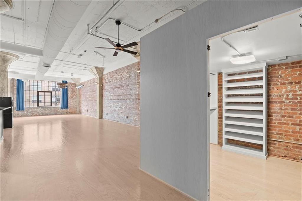 Atlanta, Georgia, 30313, United States, 2 Bedrooms Bedrooms, ,2 BathroomsBathrooms,Residential,For Sale,2001199