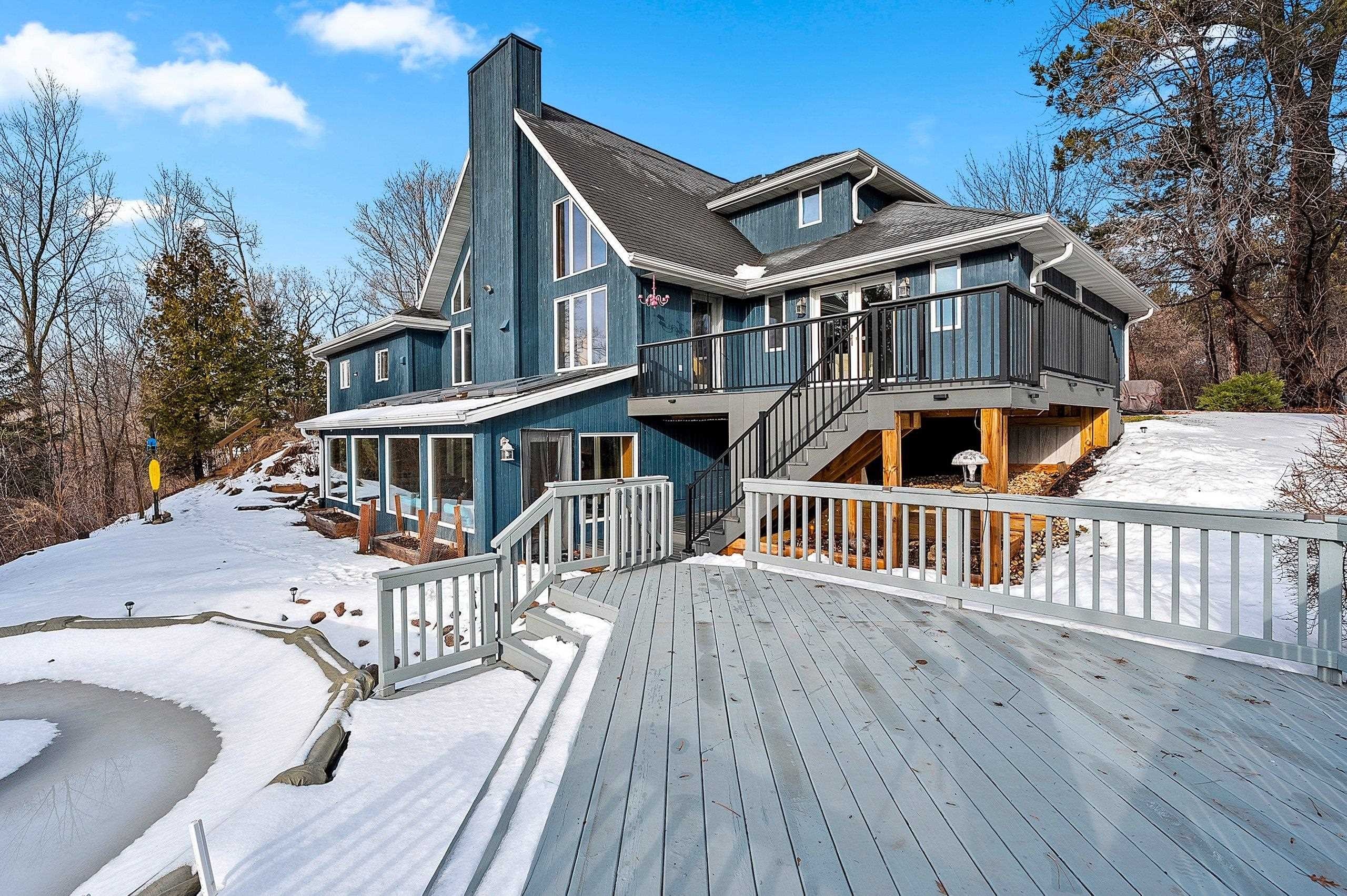 GREEN BAY, Wisconsin, 54313-8600, United States, 3 Bedrooms Bedrooms, ,4 BathroomsBathrooms,Residential,For Sale,2009732