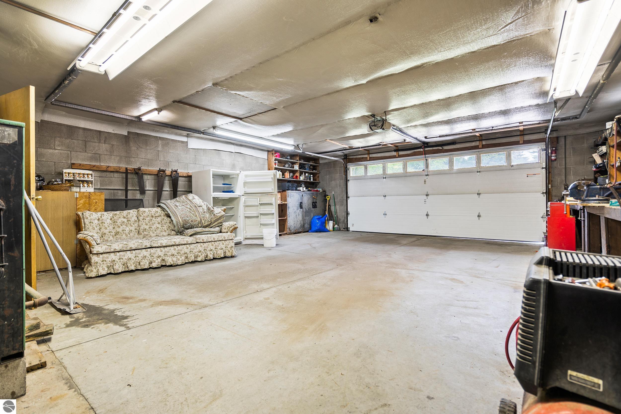 Bellaire, Michigan, 49615, United States, 2 Bedrooms Bedrooms, ,Residential,For Sale,1850321