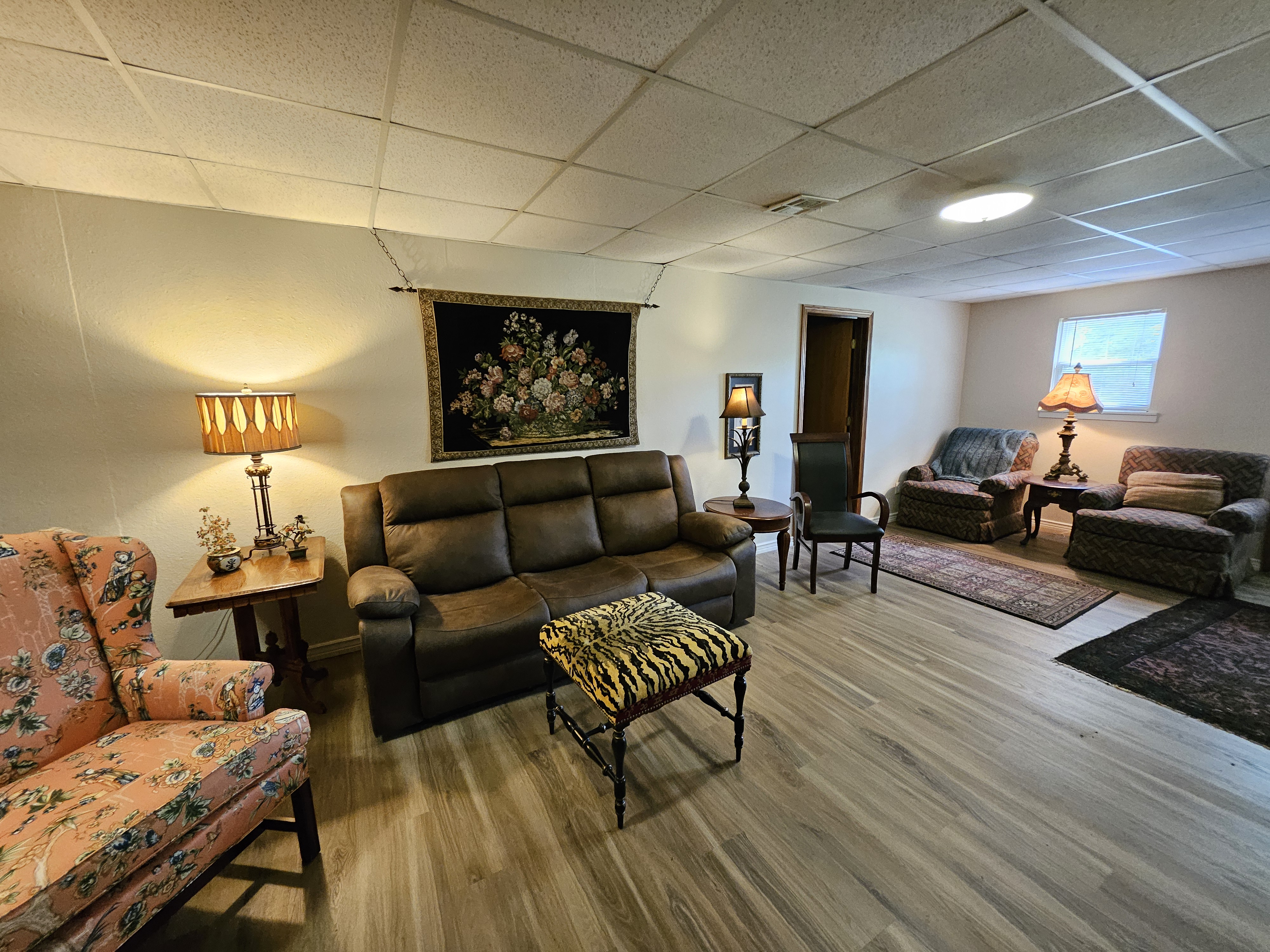 Pierce City, Missouri, 65723, United States, 5 Bedrooms Bedrooms, ,3 BathroomsBathrooms,Residential,For Sale,1984282