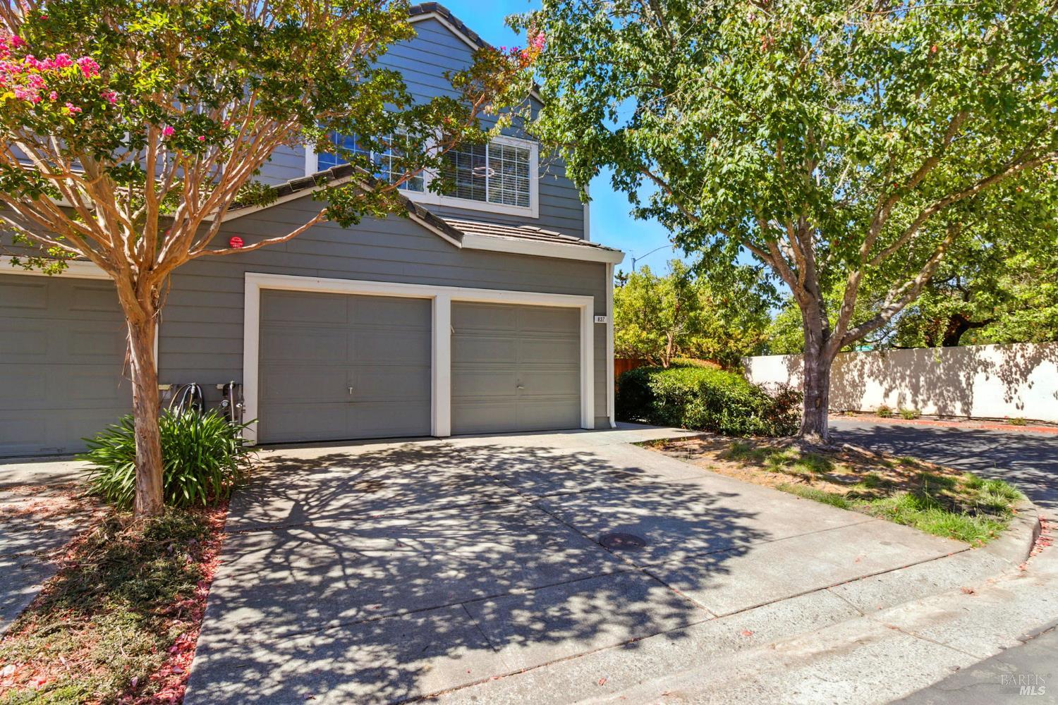 Petaluma, California, 94954, United States, 3 Bedrooms Bedrooms, ,3 BathroomsBathrooms,Residential,For Sale,1941666