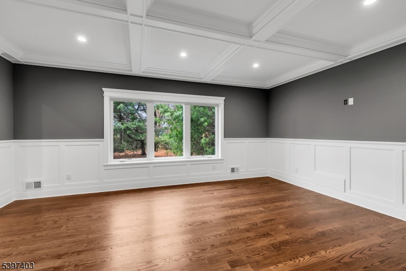 Bernards Twp., New Jersey, 07920, United States, 6 Bedrooms Bedrooms, ,5 BathroomsBathrooms,Residential,For Sale,2001685