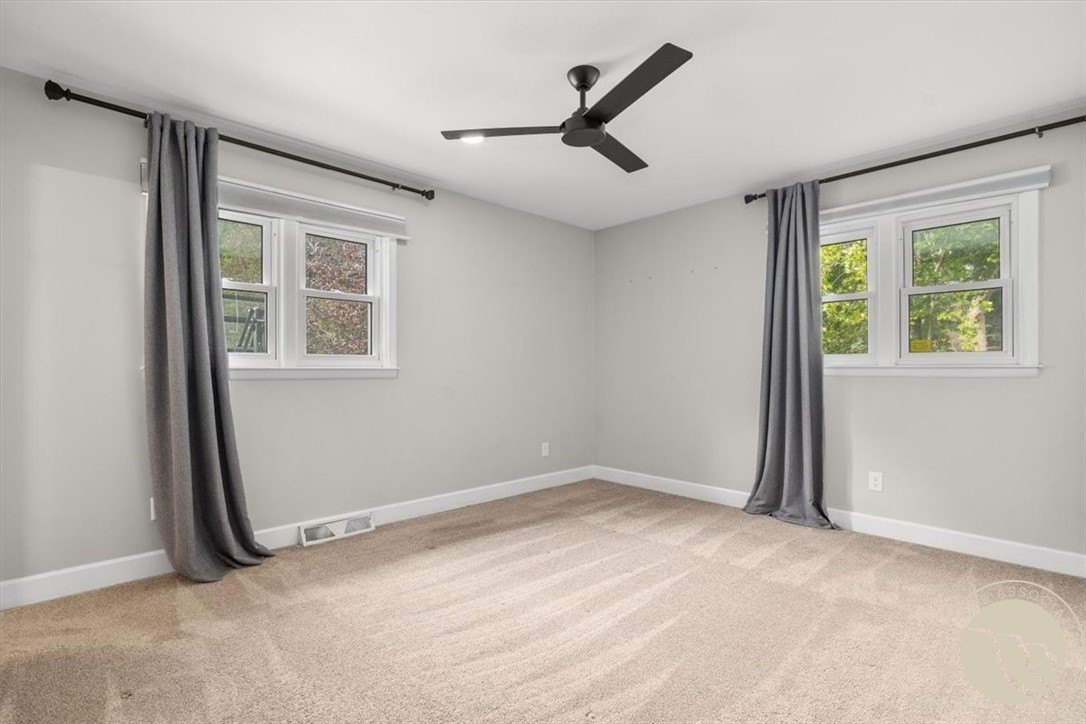 Billings, Montana, 59102, United States, 6 Bedrooms Bedrooms, ,3 BathroomsBathrooms,Residential,For Sale,1975257