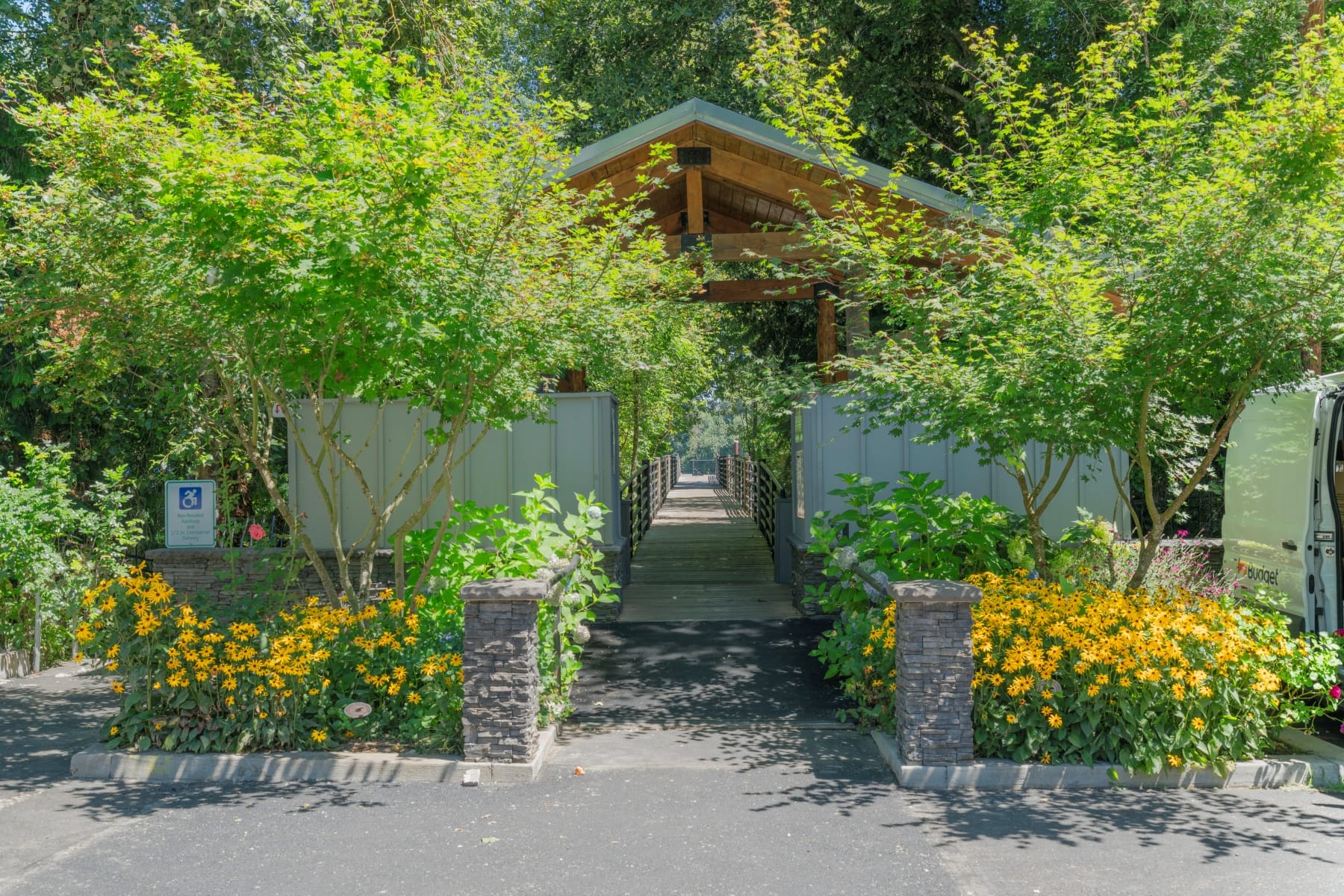  7720 S Macadam AVE Portland, OR 97219 - 物件實景