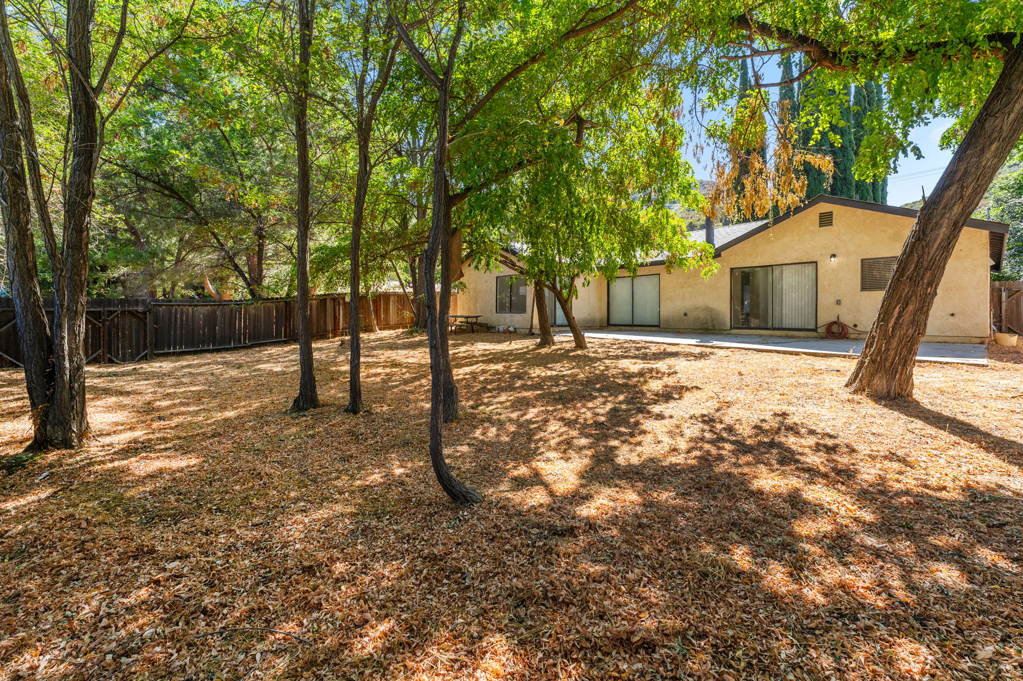 Lytle Creek, California, 92358, United States, 3 Bedrooms Bedrooms, ,2 BathroomsBathrooms,Residential,For Sale,1995534