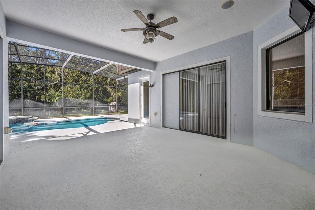 Orlando, Florida, 32832, United States, 4 Bedrooms Bedrooms, ,4 BathroomsBathrooms,Residential,For Sale,1901368