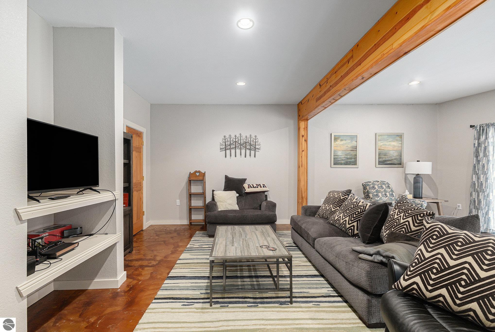 Williamsburg, Michigan, 49690, United States, 4 Bedrooms Bedrooms, ,3 BathroomsBathrooms,Residential,For Sale,1927795