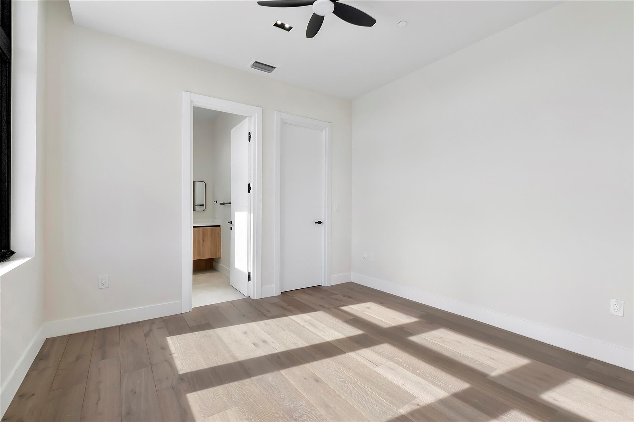 Plantation, Florida, 33323, United States, 6 Bedrooms Bedrooms, ,8 BathroomsBathrooms,Residential,For Sale,1984384