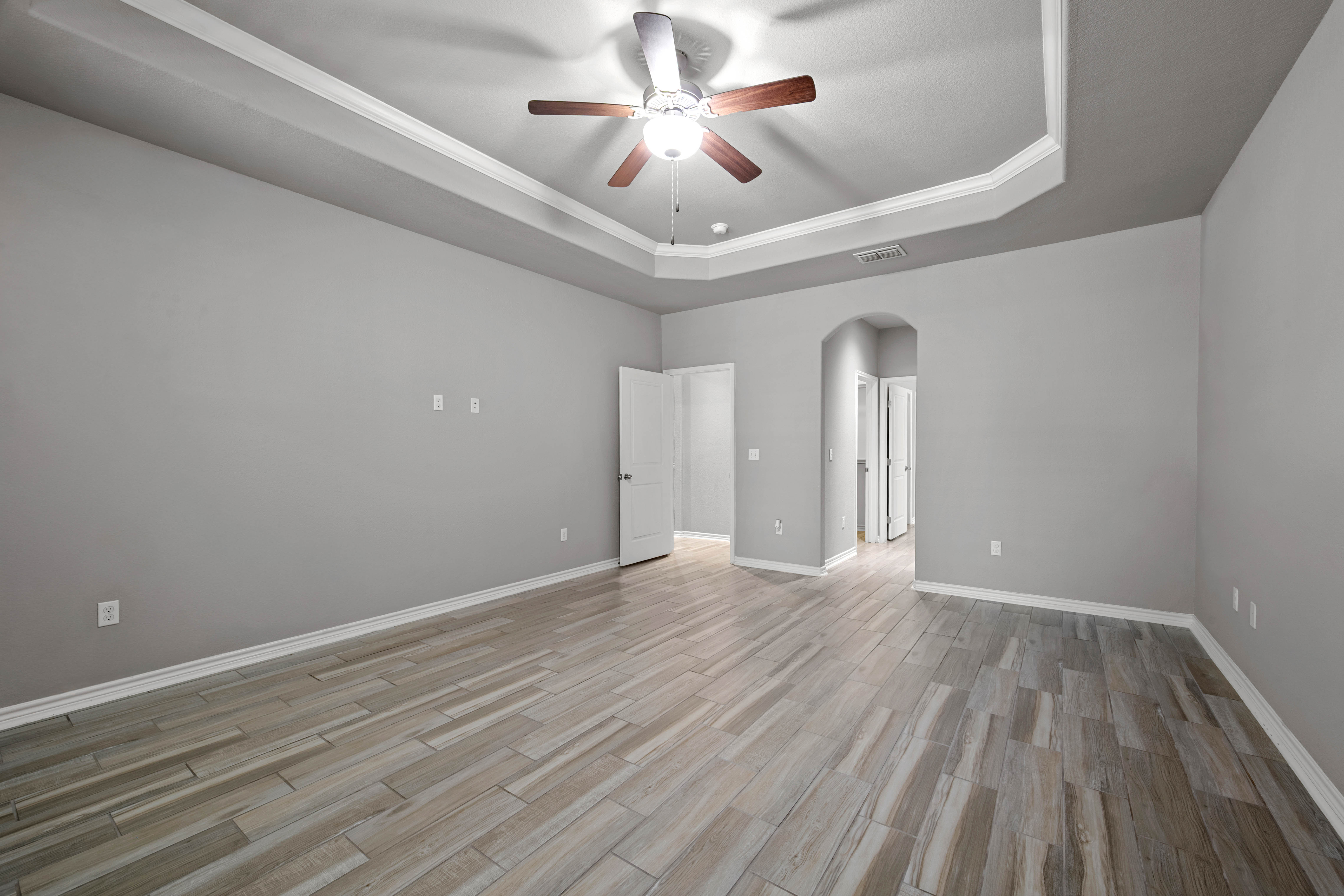  Gorgeous 4BR Home in Wandering Oaks - 物件實景