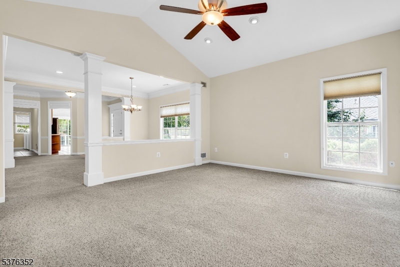 Franklin Twp., New Jersey, 08873, United States, 2 Bedrooms Bedrooms, ,2 BathroomsBathrooms,Residential,For Sale,1911173