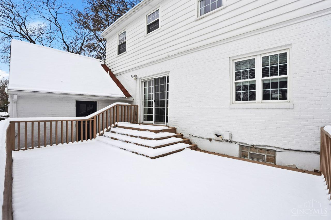 Cincinnati, Ohio, 45209, United States, 3 Bedrooms Bedrooms, ,4 BathroomsBathrooms,Residential,For Sale,2003338